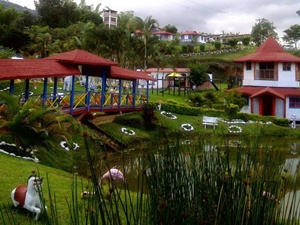 alojamientos lago Calima